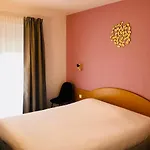 普洛古莱酒店 3*