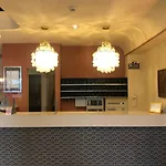 普洛古莱酒店