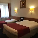 普洛古莱酒店