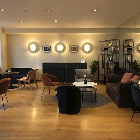 Le Progres Hotel Angers