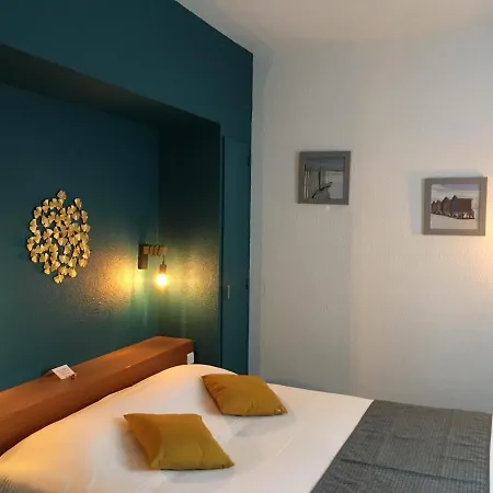 Le Progres Hotel 3*
