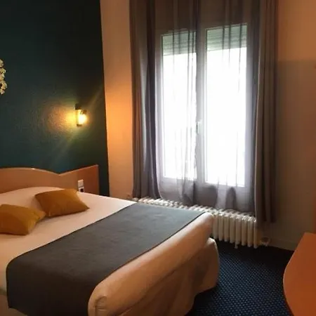 Le Progres Hotel 3*