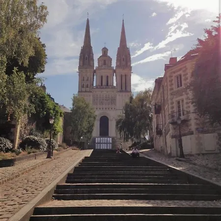 Le Progres Hotel Angers