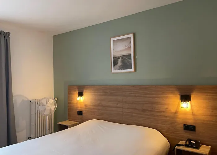 Le Progres Hotel Angers